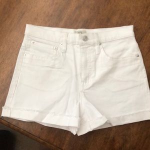 Women’s J.Crew white jean shorts size 26